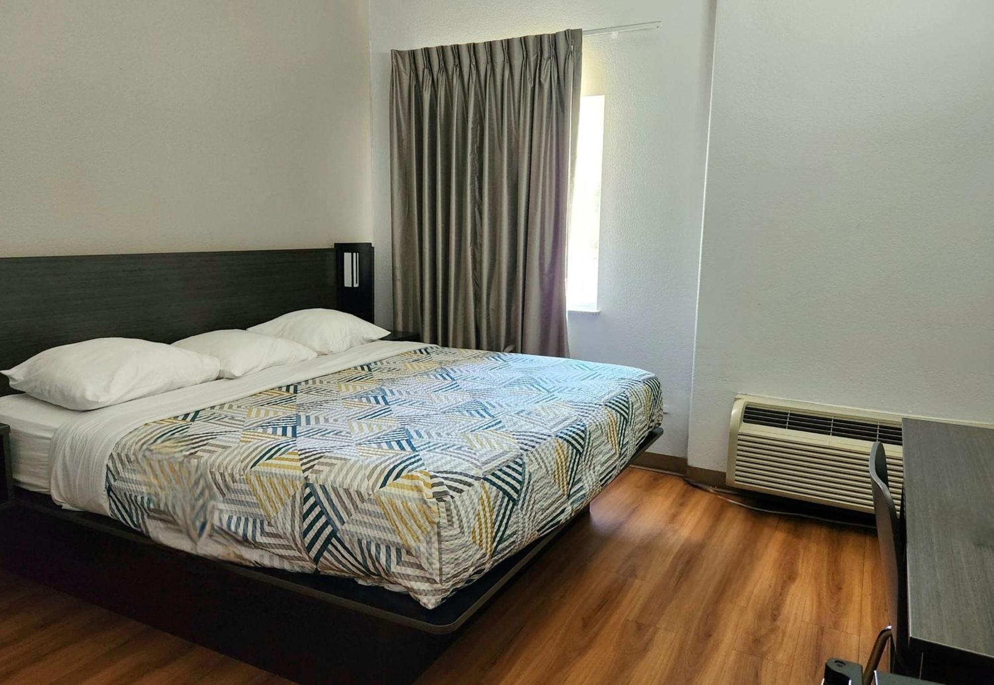 Baymont By Wyndham San Antonio Airport Hotel Kültér fotó