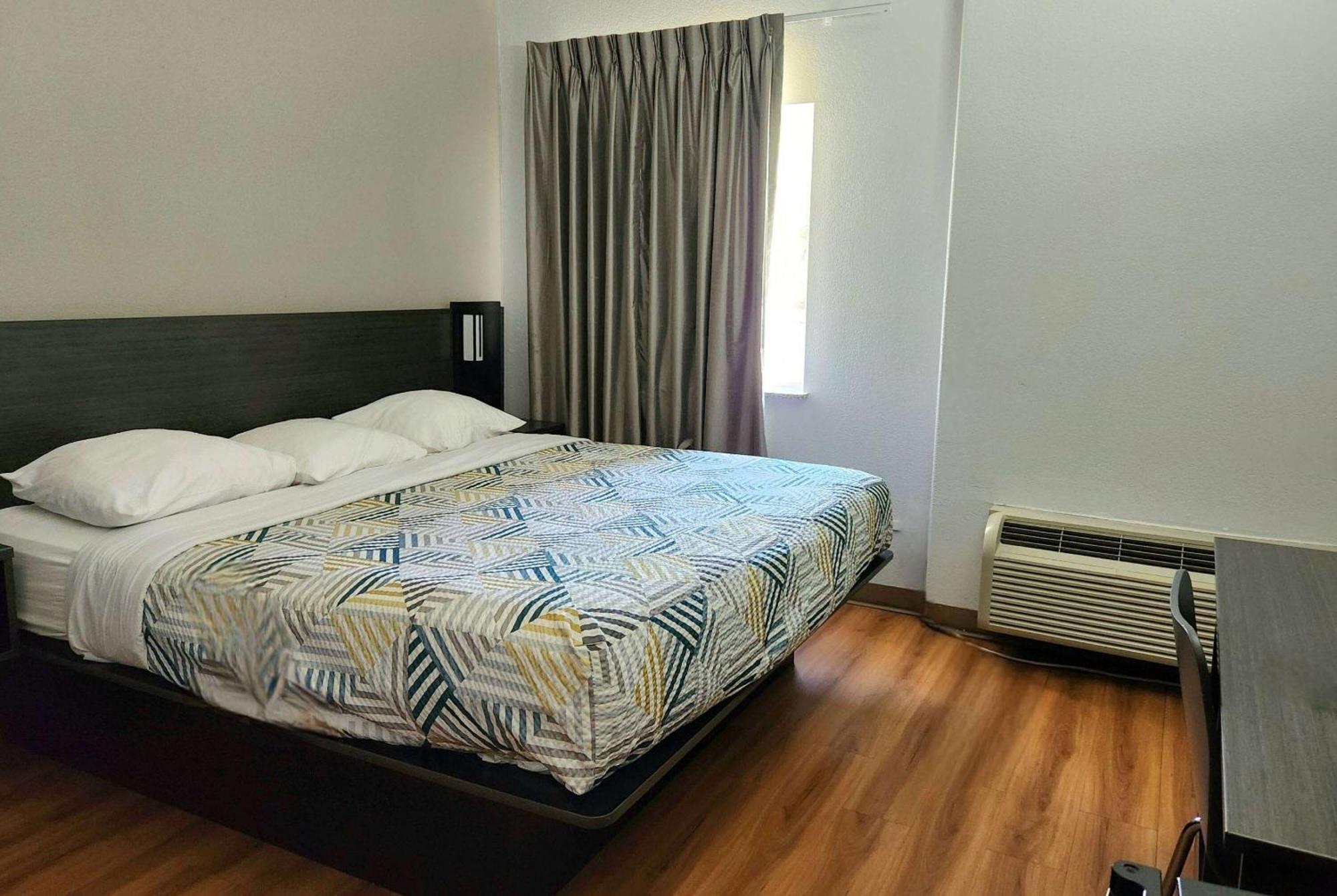 Baymont By Wyndham San Antonio Airport Hotel Kültér fotó