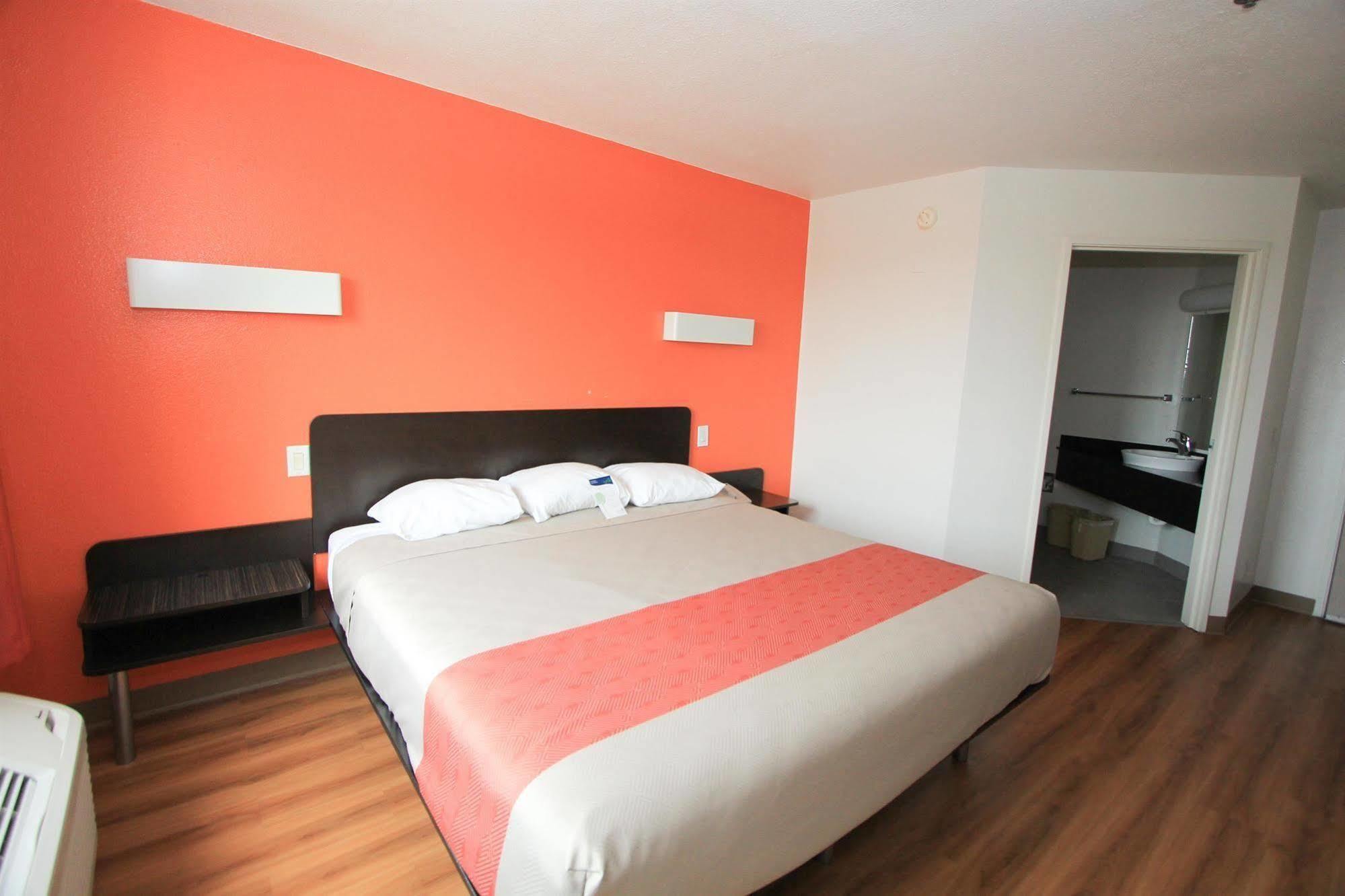 Baymont By Wyndham San Antonio Airport Hotel Kültér fotó