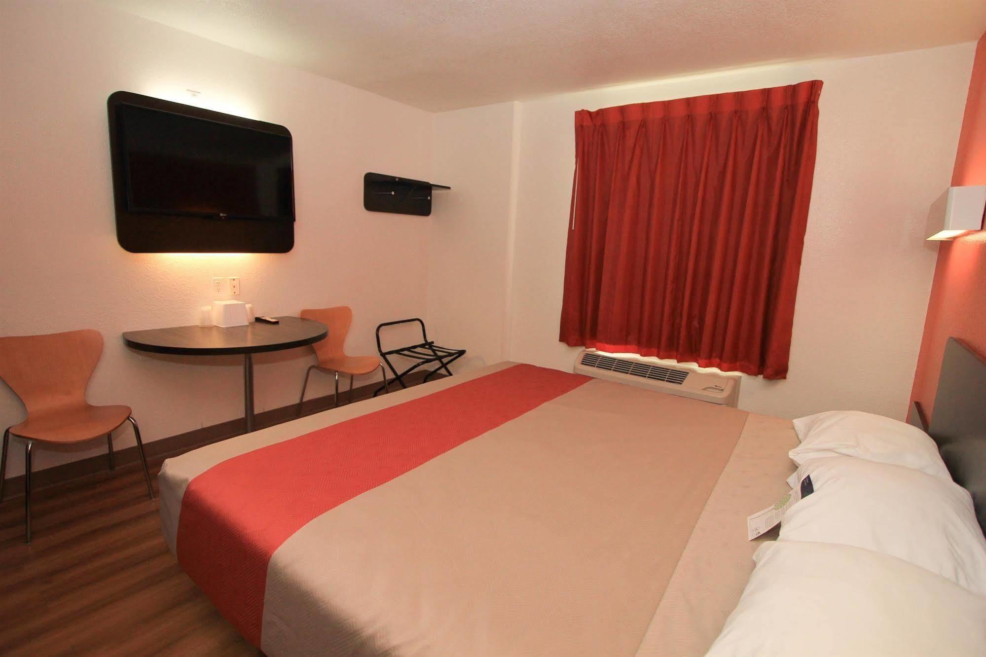 Baymont By Wyndham San Antonio Airport Hotel Kültér fotó